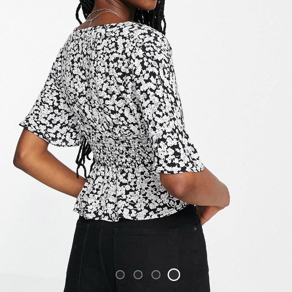 ASOS Miss Selfridge shirred blouse - Picture 2 of 10